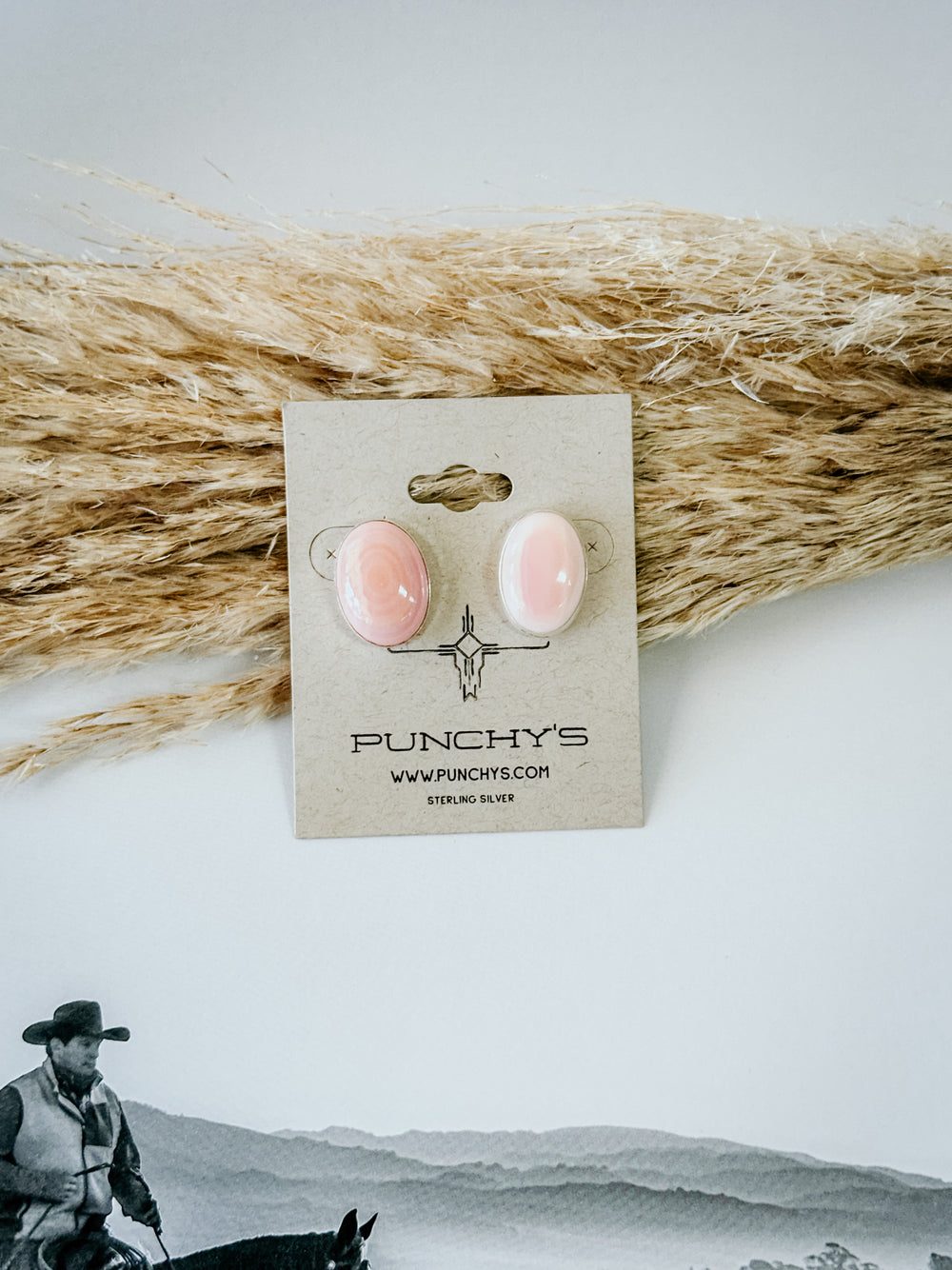 Daily Statement Oval Pink Concho Stud