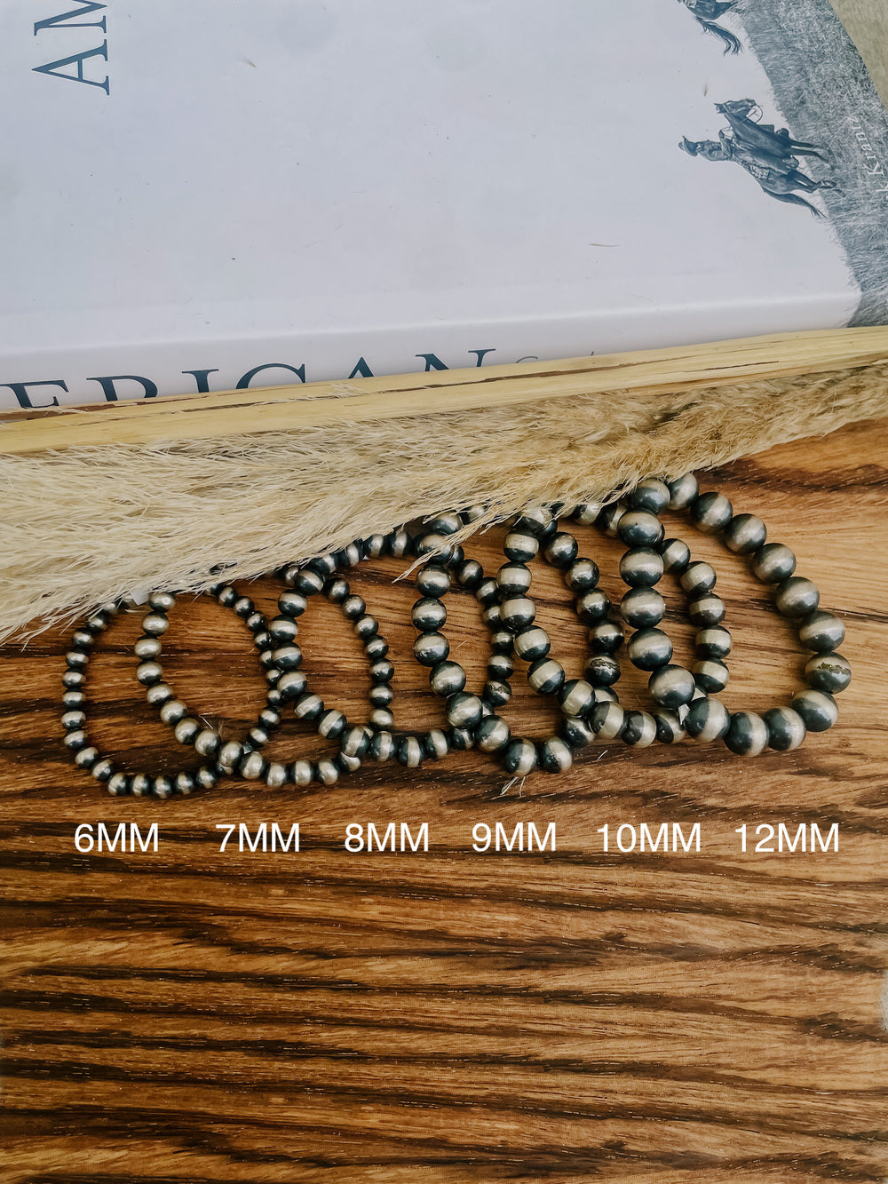 Navajo Pearl Stretch Bracelet, 9mm