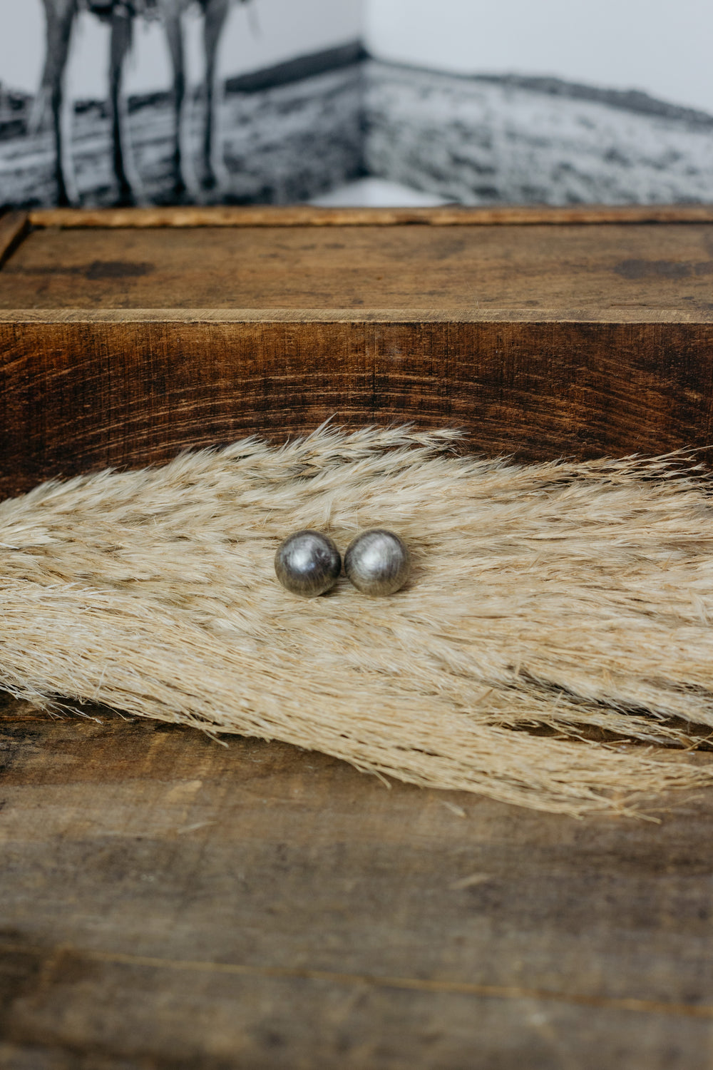 12mm Navajo Pearl Earrings