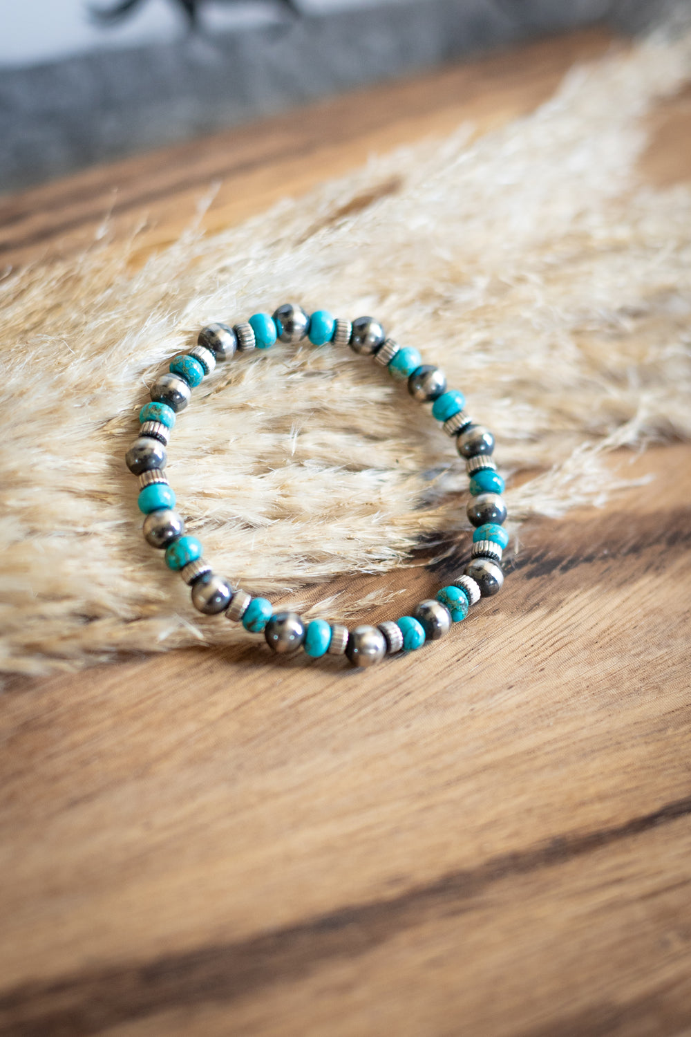 Kingman Blue Navajo Pearl Stretch Bracelet