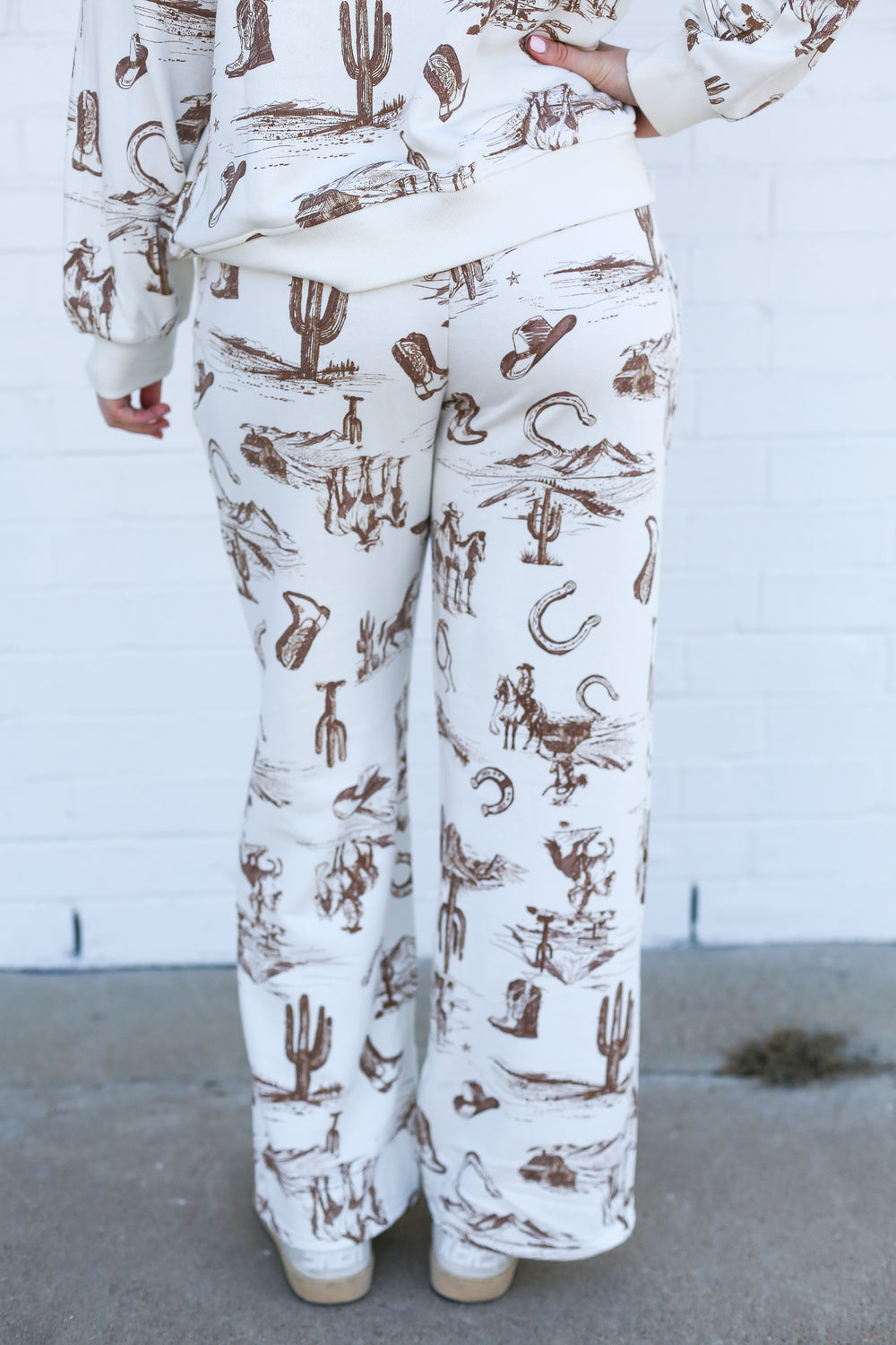 Classic Western Print Cozy Pant