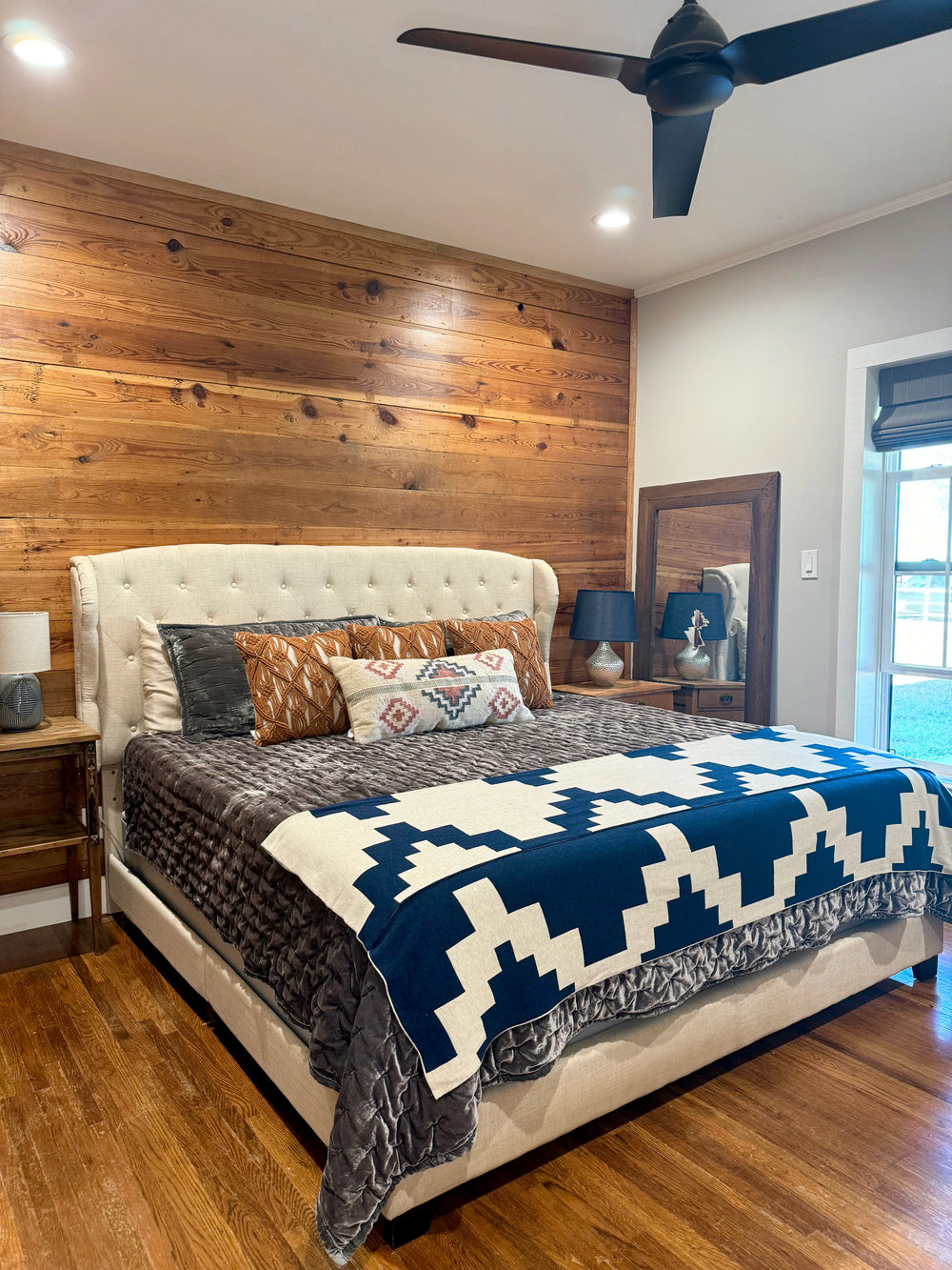 Western Grande Presidio Navy/Tan Throw Blanket