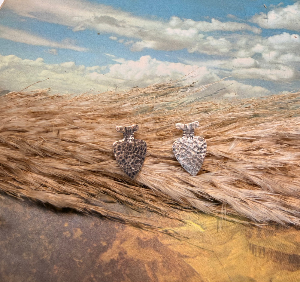 Arrowhead Silver Stud