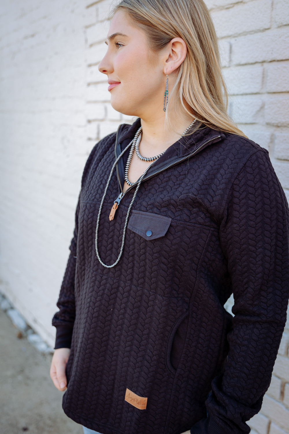 Black Quilted Quarter Zip Pull Over