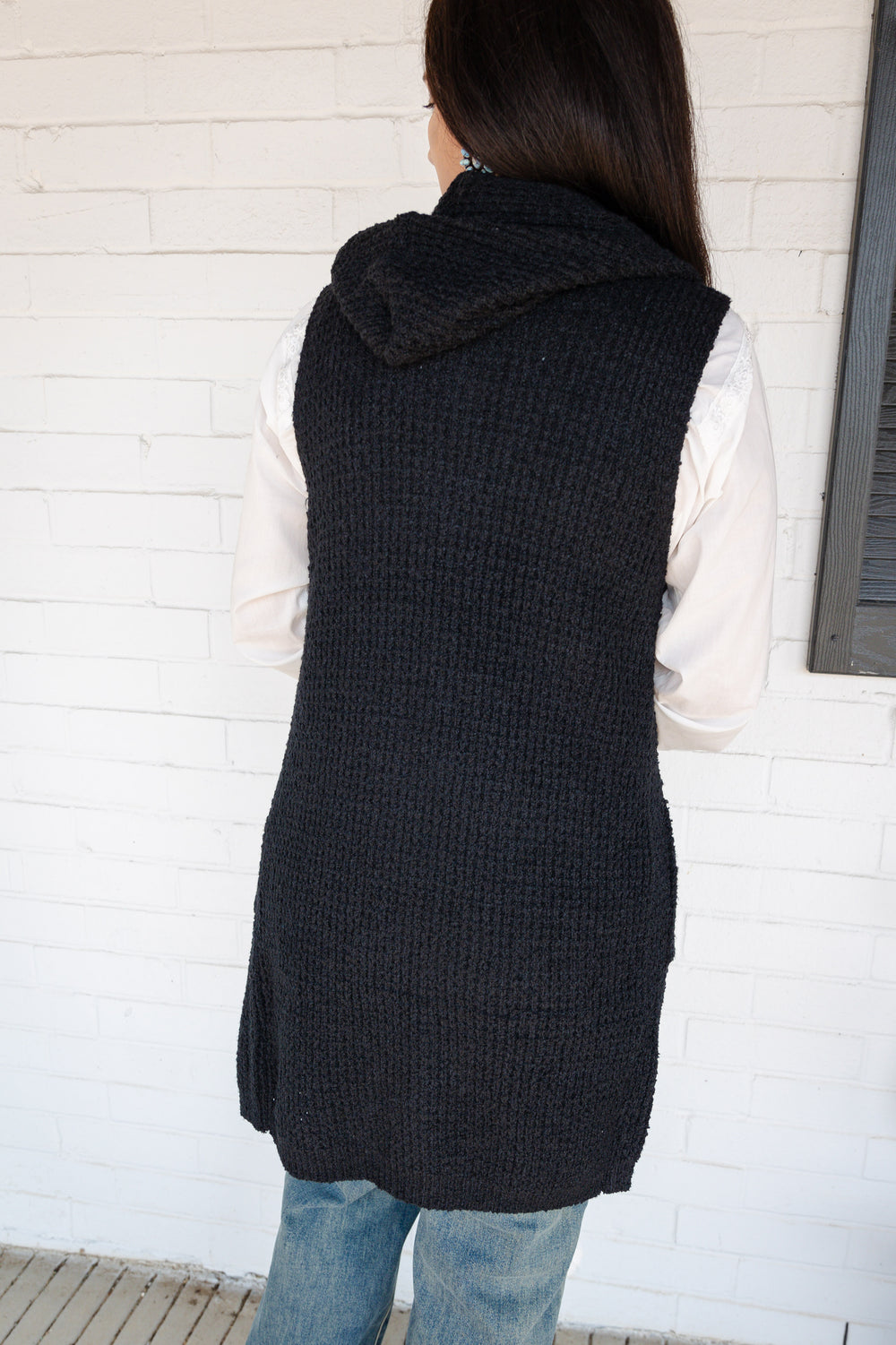 Black Sleeveless Cardigan