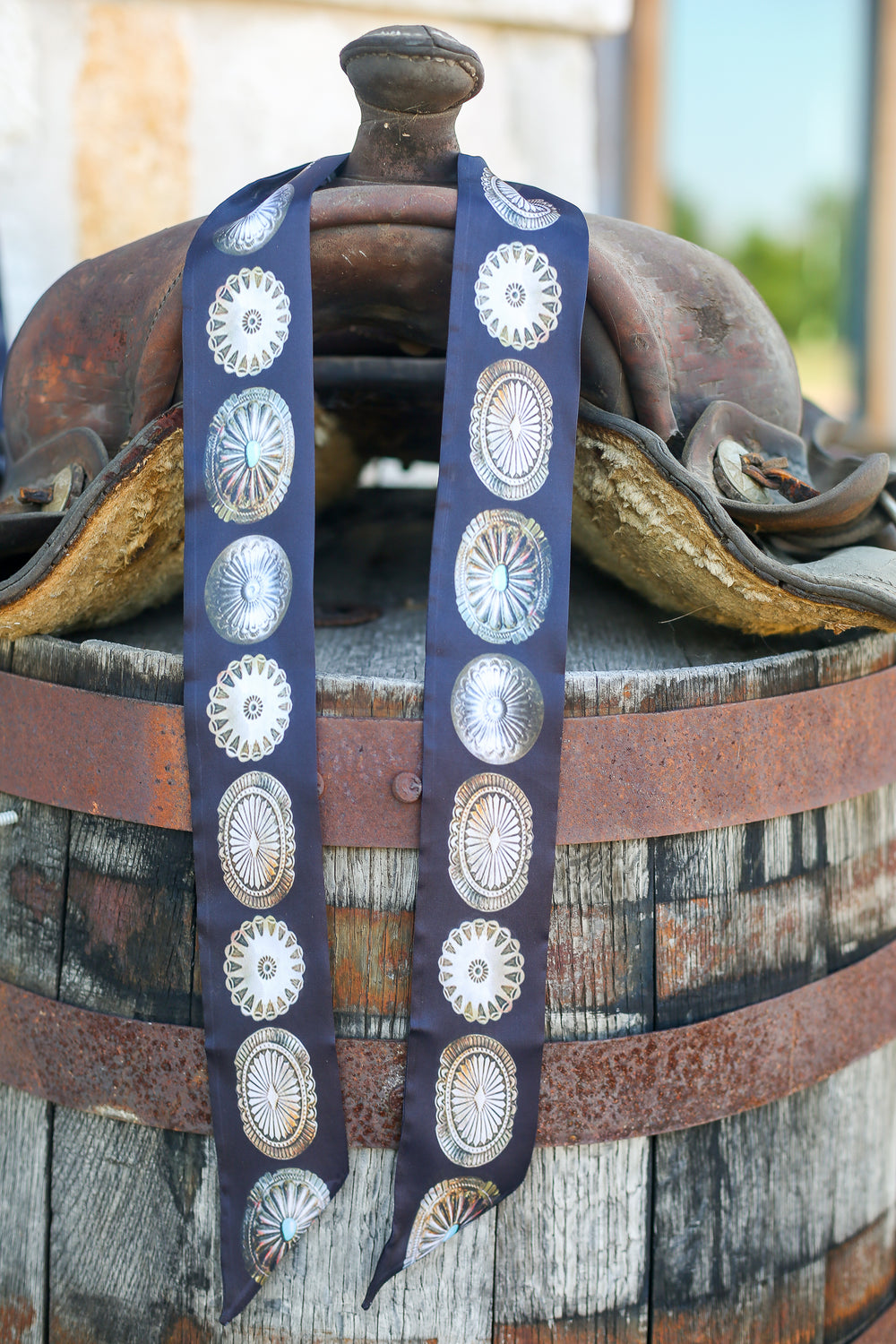 Black Big Concho Twilly