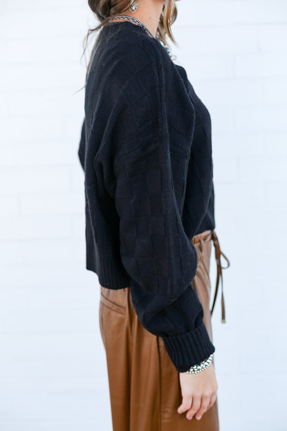 Black Checkered Crop Knit Sweater