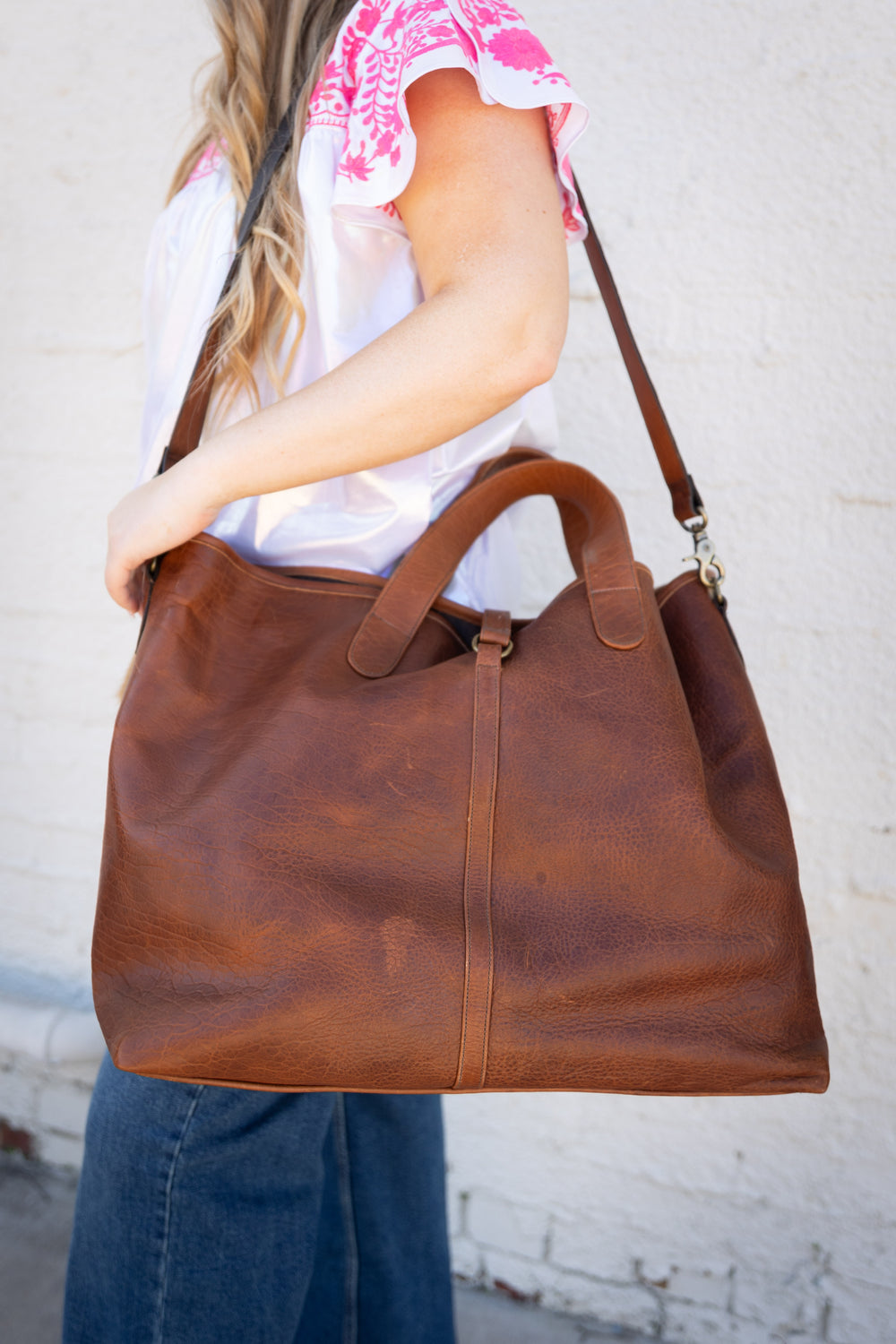 Classic Golden Caramel Weekend Tote