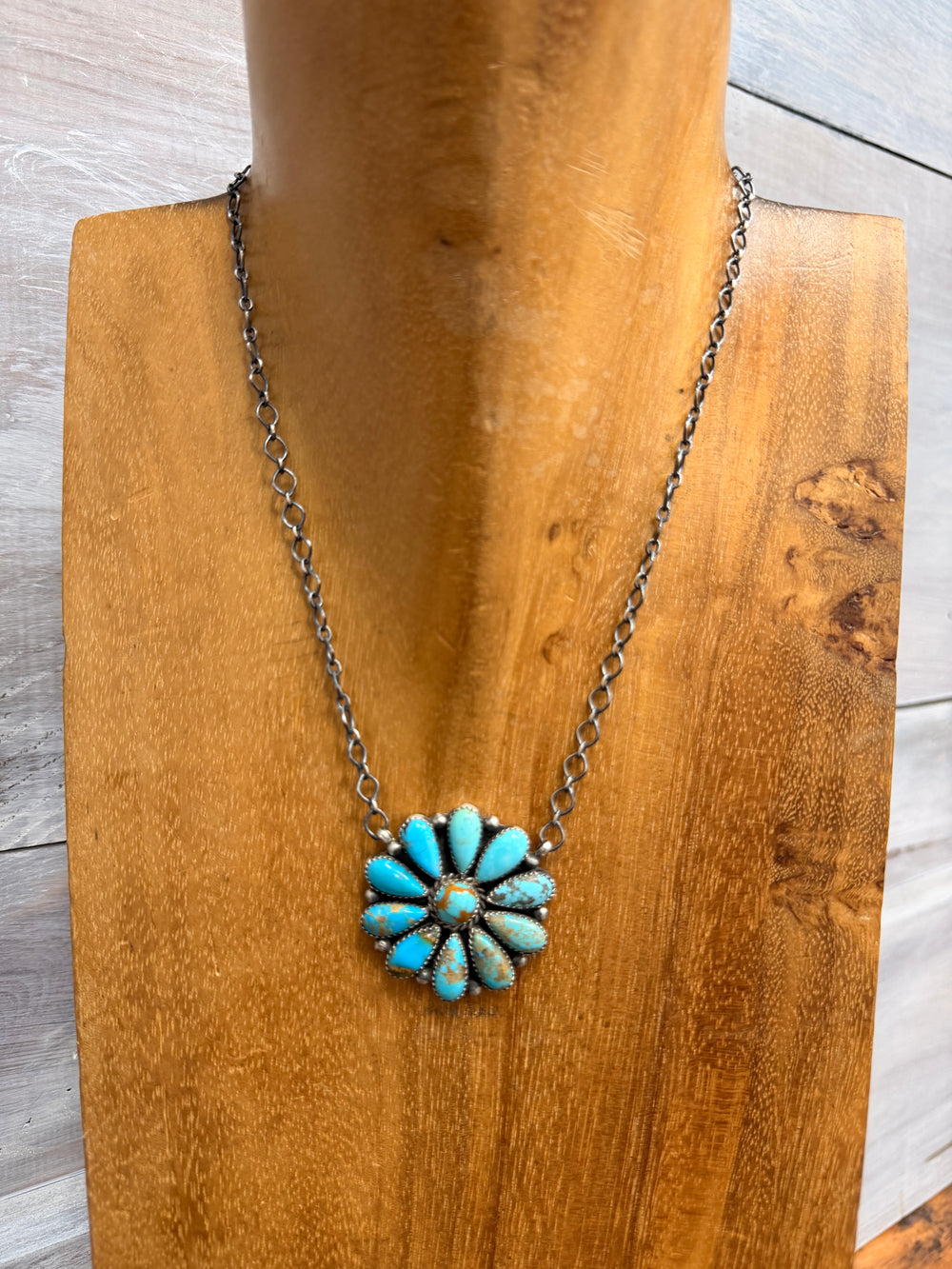 Effie Cluster Necklace 2.0