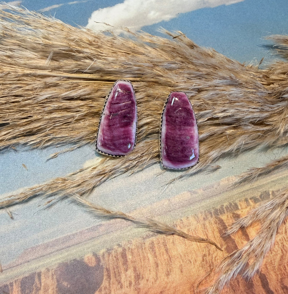 Everyday Purple Spiny Oyster Earrings 1.0