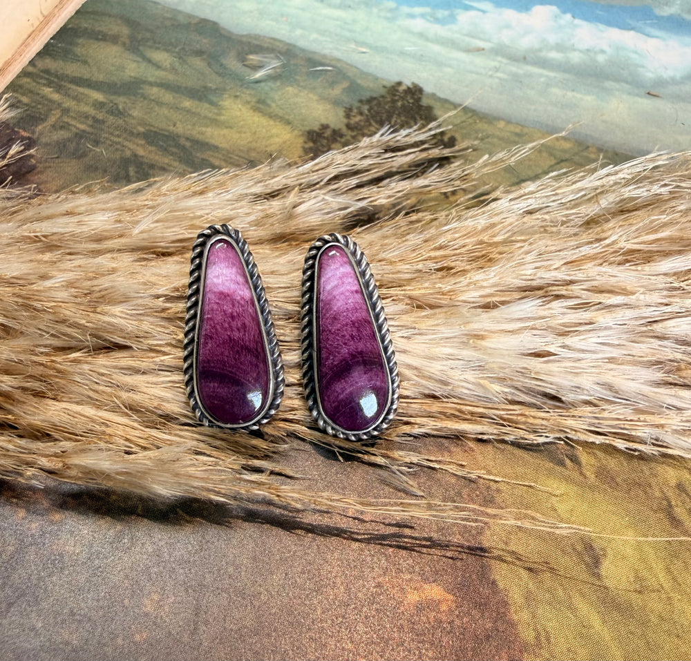 Everyday Purple Spiny Oyster Earrings 7.0
