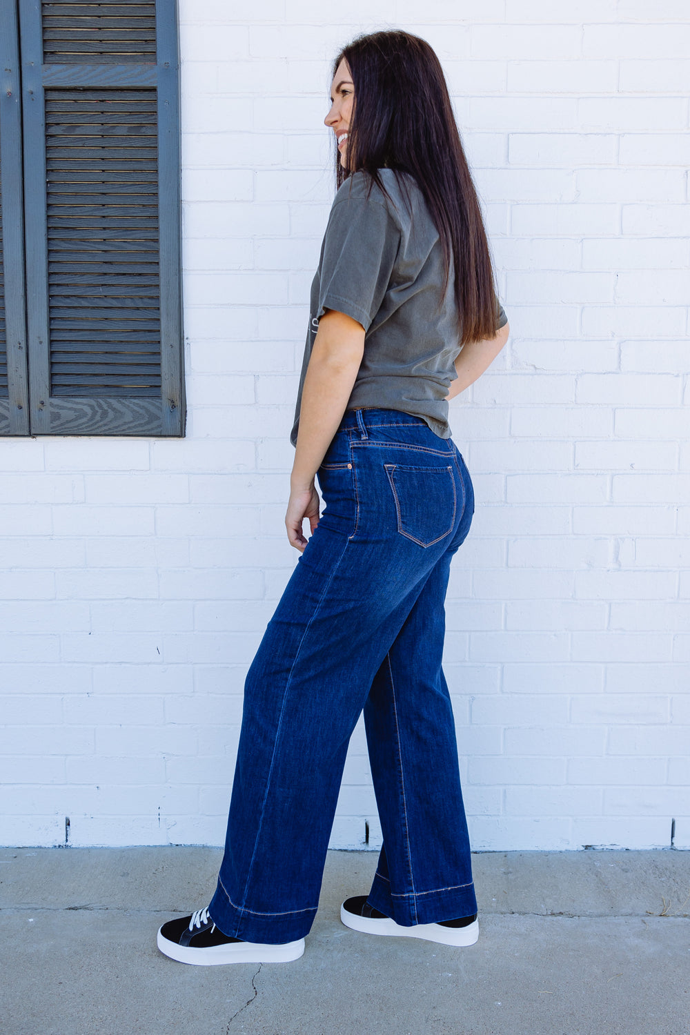 Fiona High Rise Wide Leg Jeans Star Demand