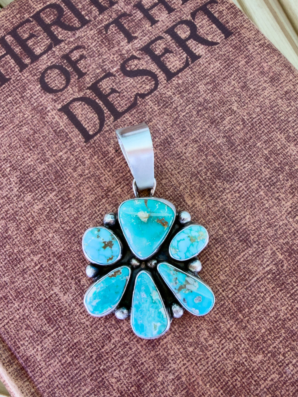 Fox Turquoise Six Stone Pendant 1.0