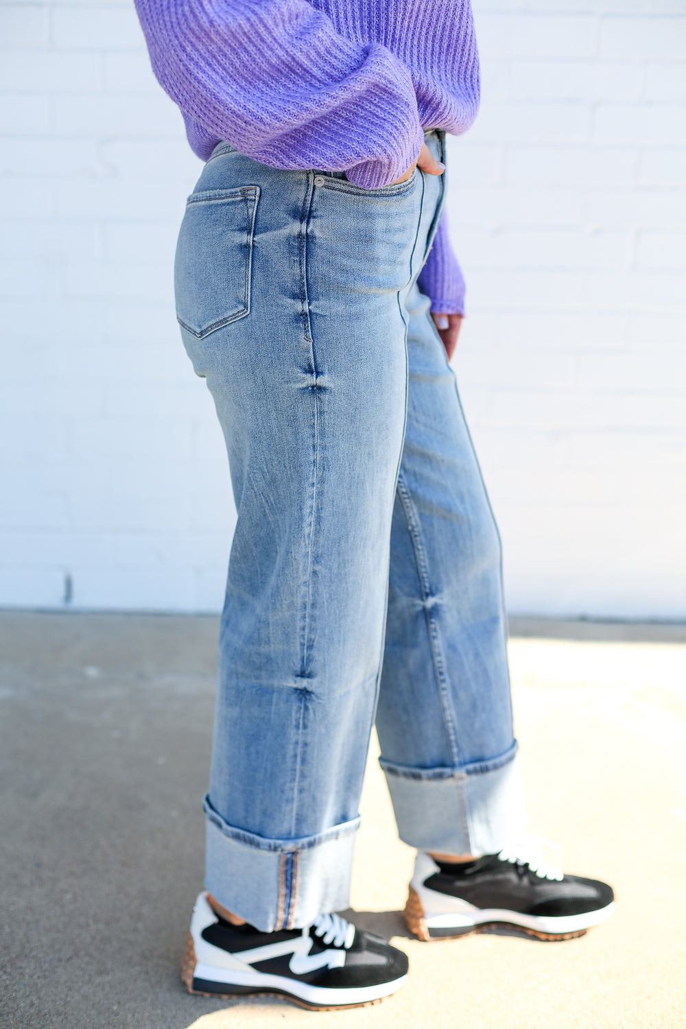 High Rise Pioneer Valley Cuffed Holly Jeans