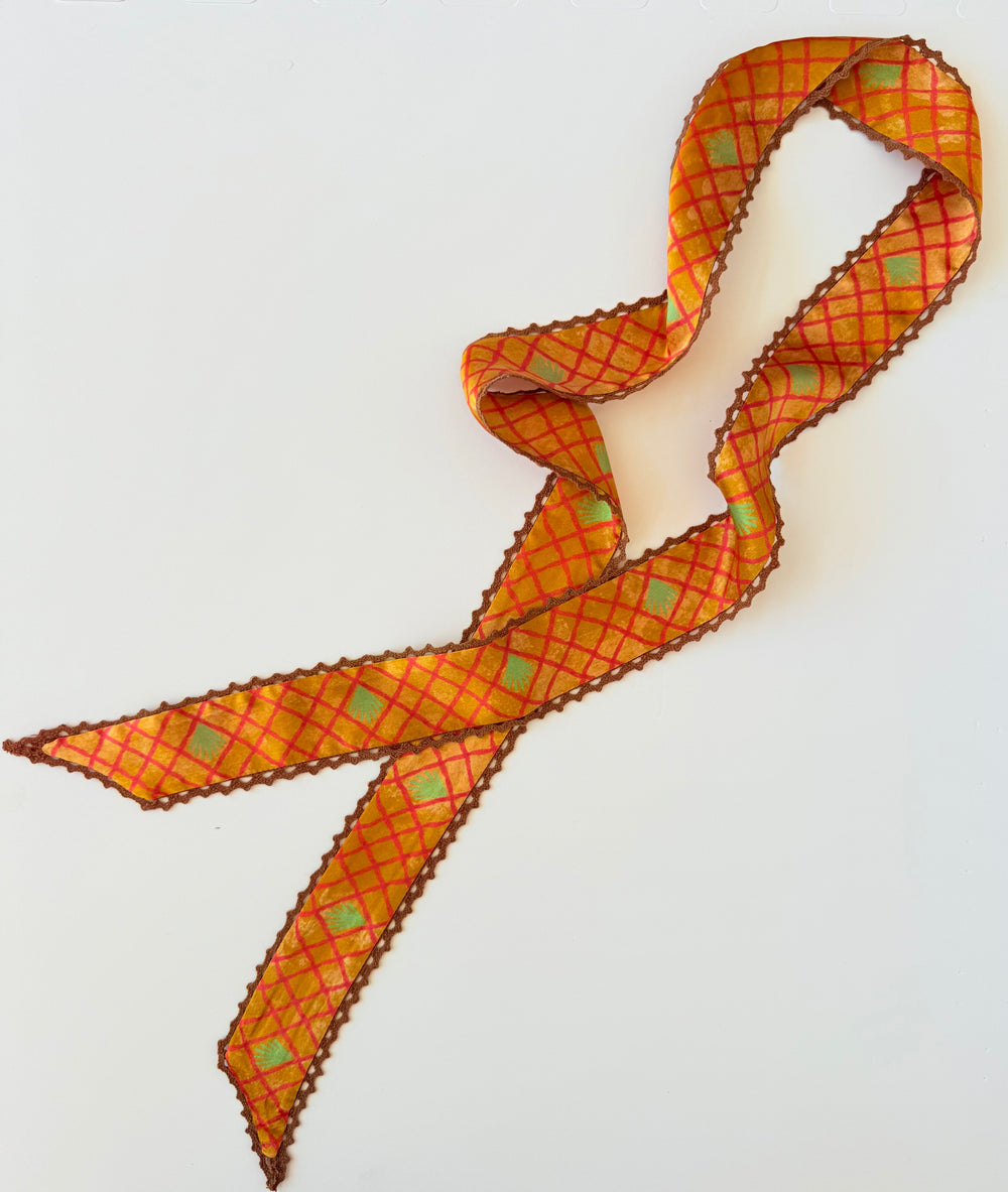 Painted In Plaid Twilly