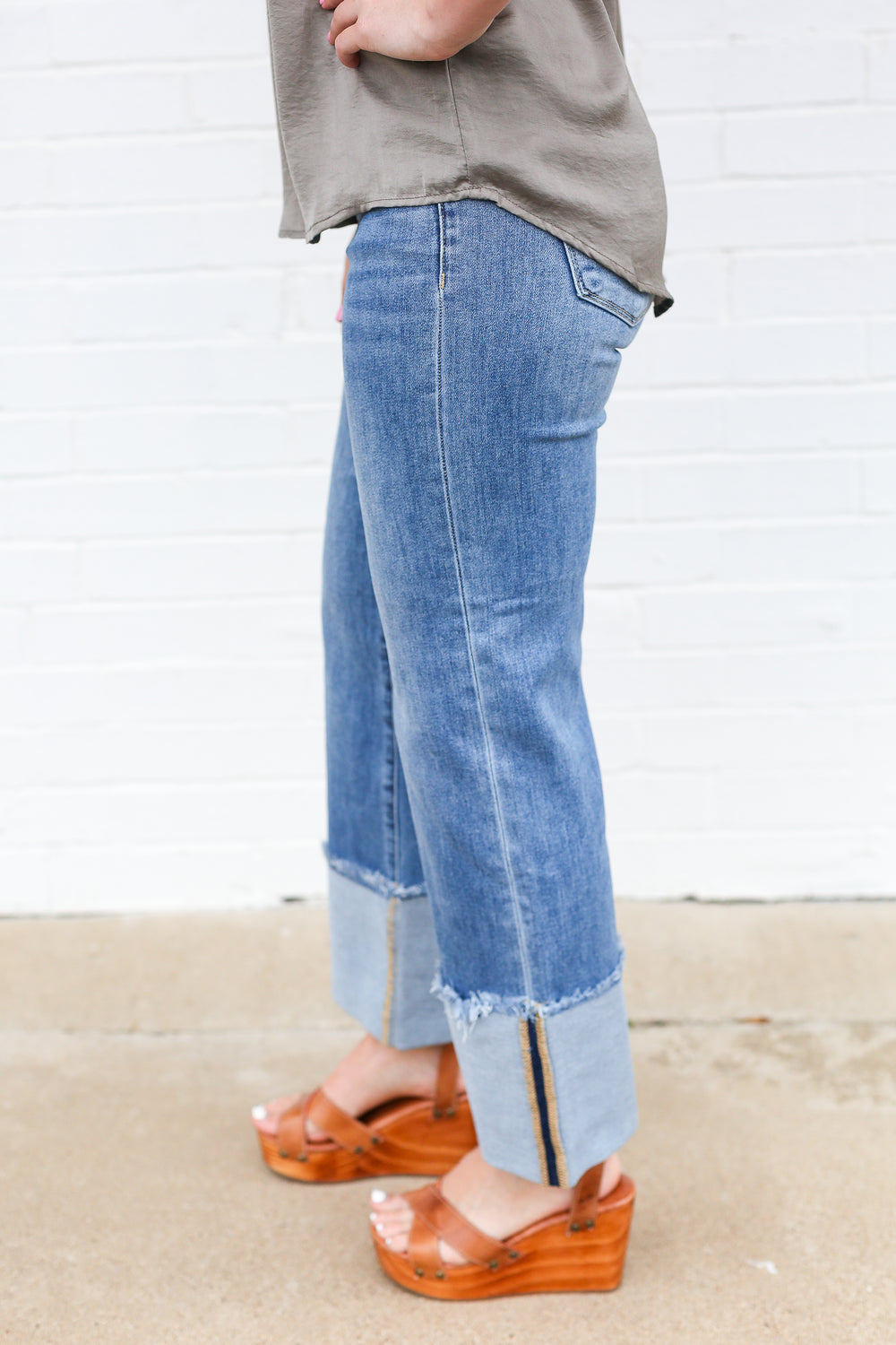 Lexi Mid Rise Wide Cuffed Jeans