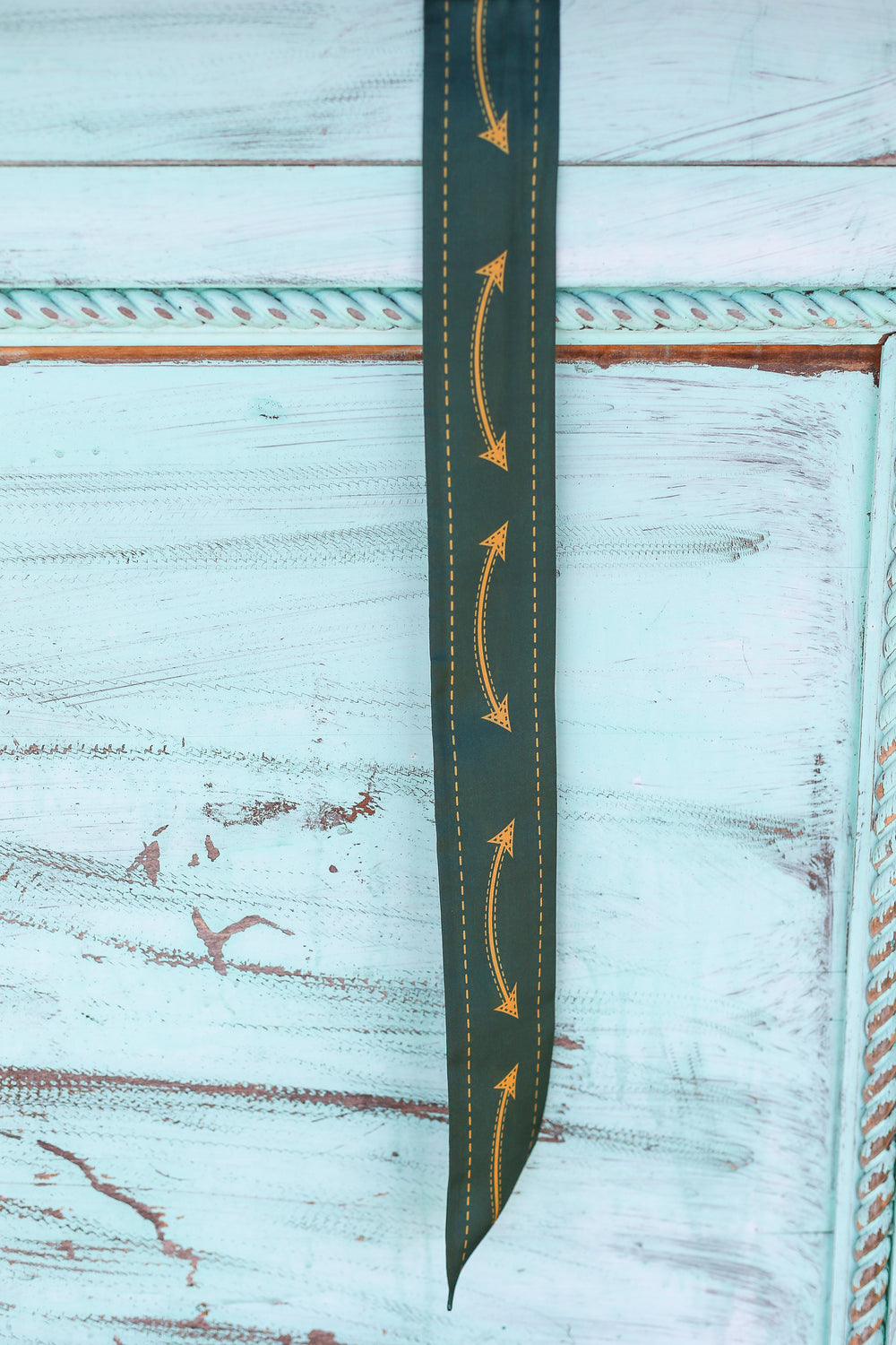 Olive Smiley Pocket Twilly