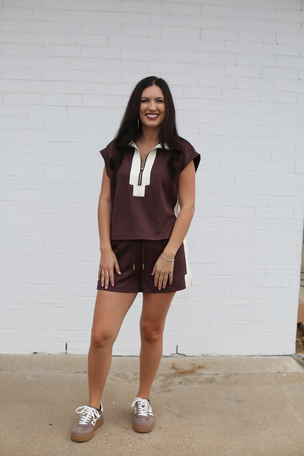 The Brown Caroline Set