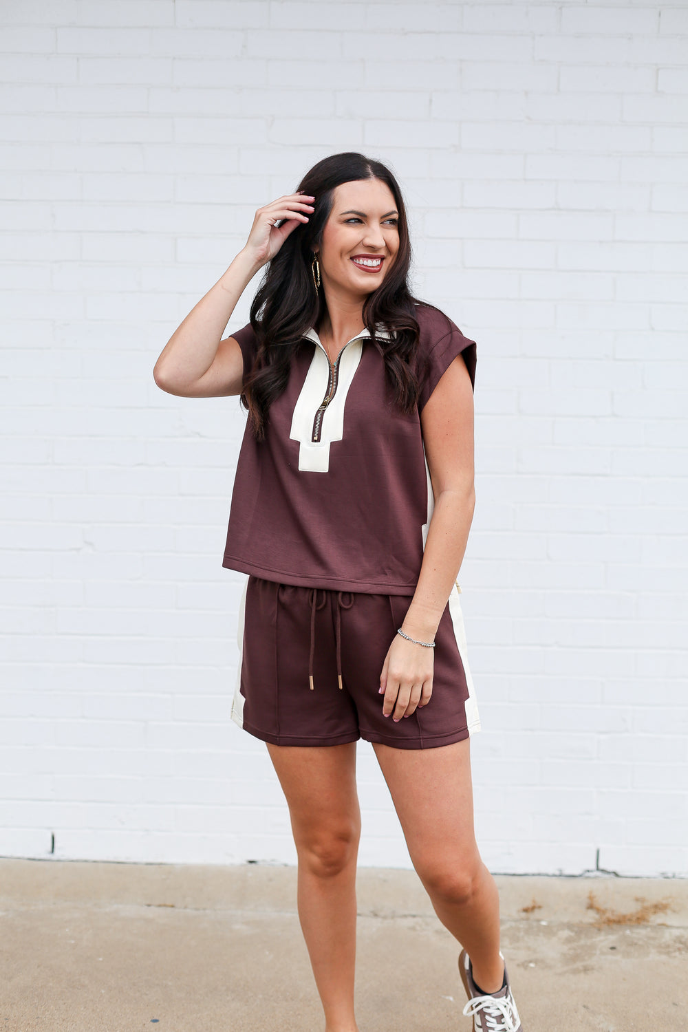 The Brown Caroline Set