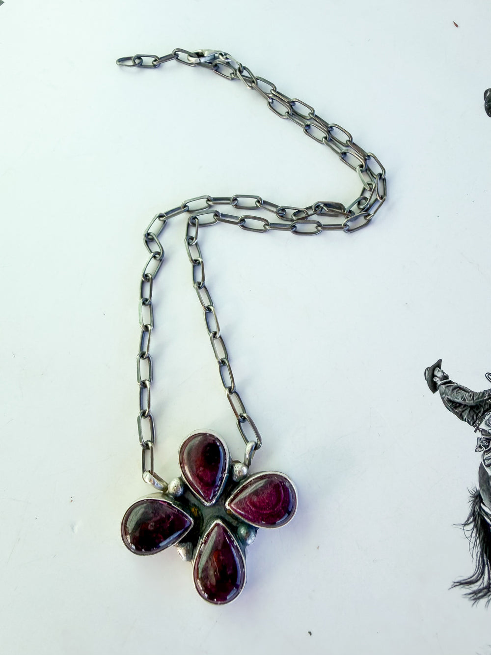 Purple Spiny Oyster Compass Necklace