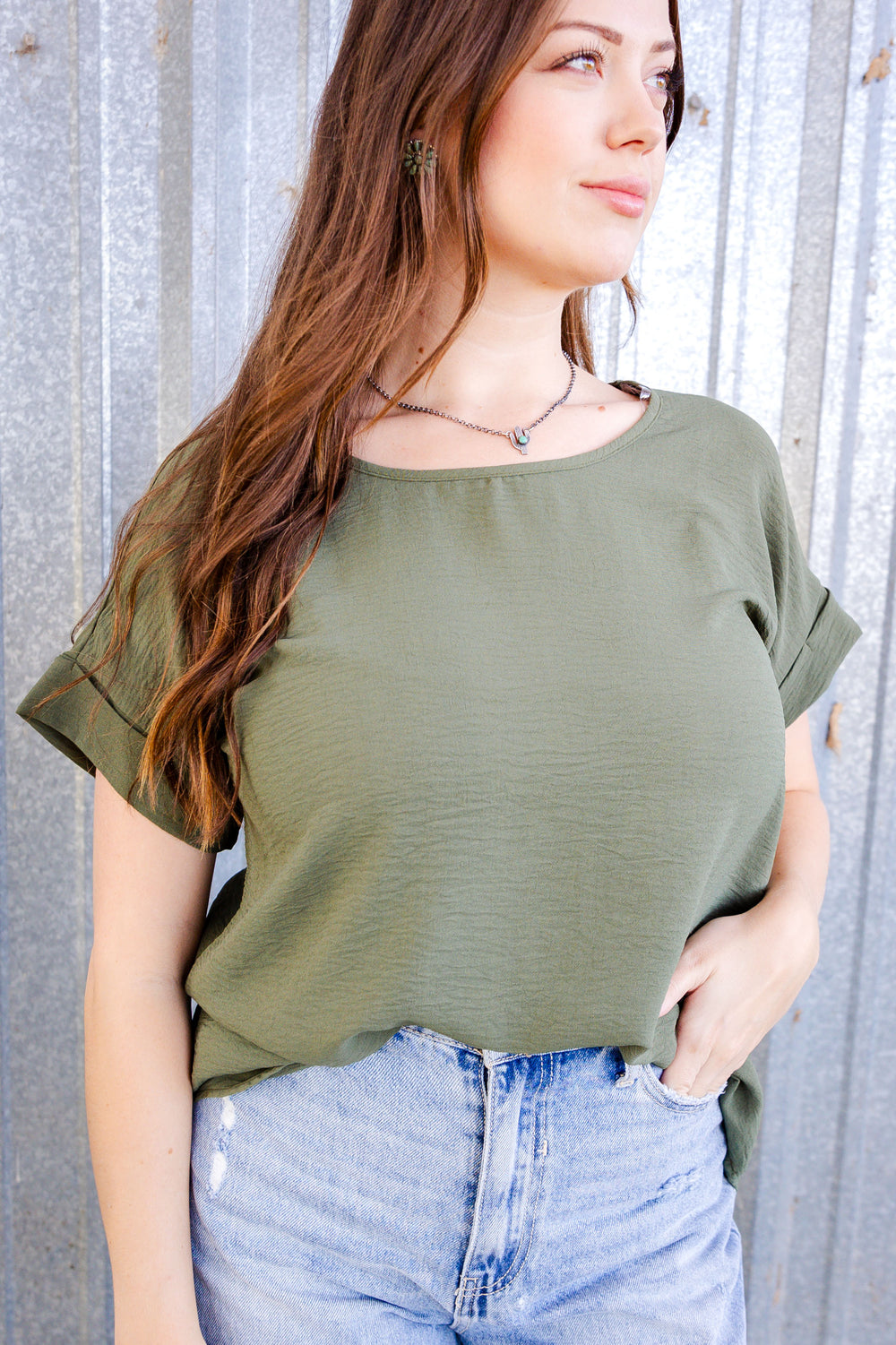 Round Neck Olive Basic Tee