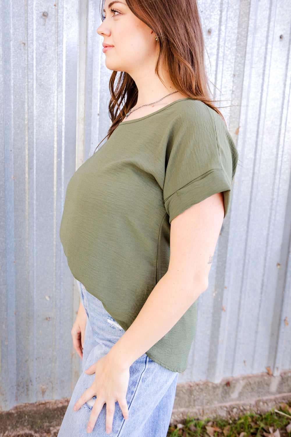 Round Neck Olive Basic Tee