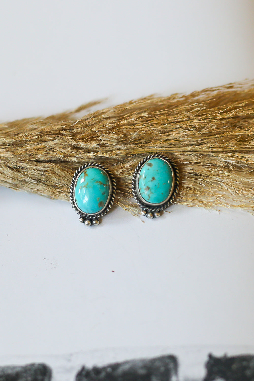 Roped Dotted Oval Earrings