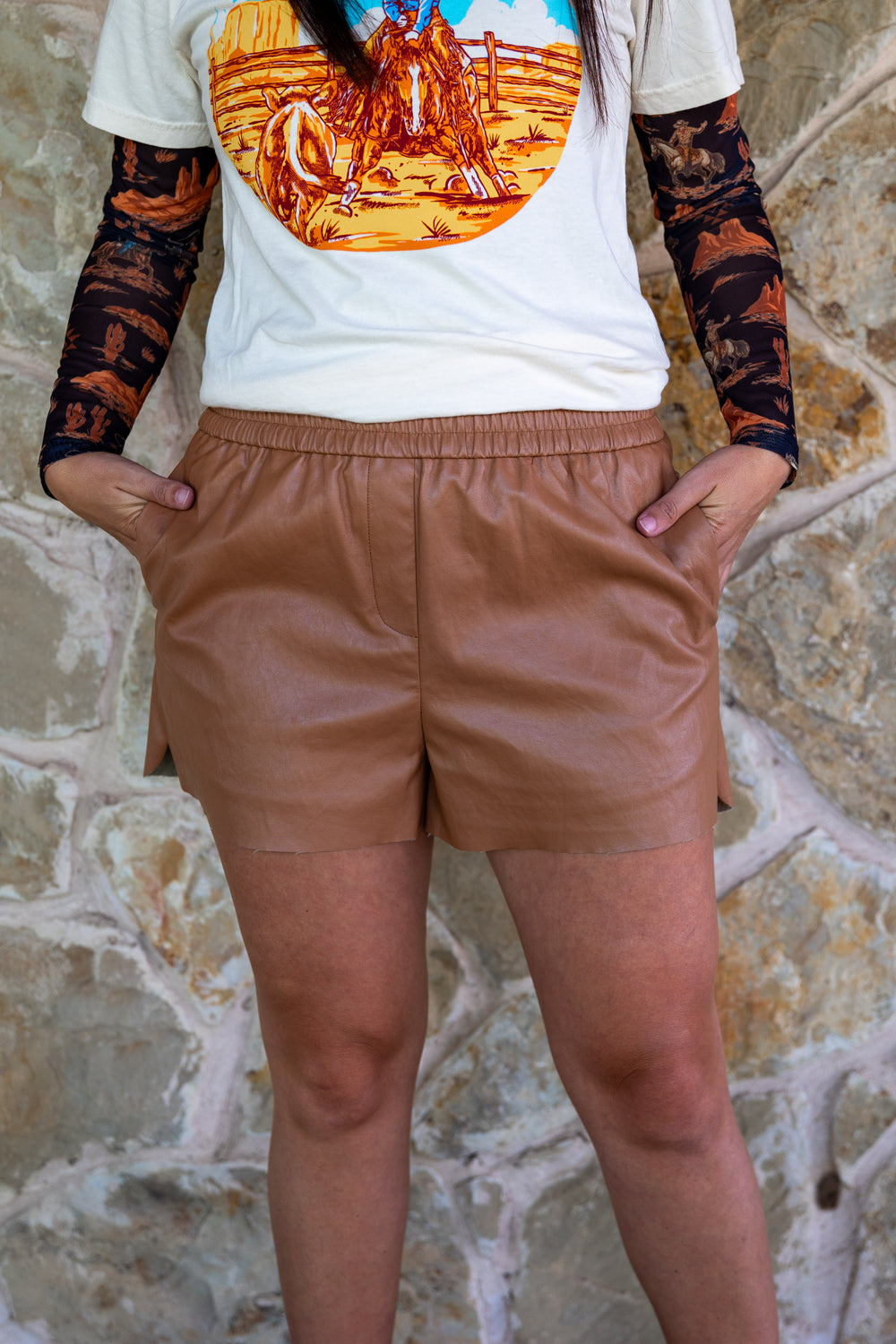 Saddle Raw Hem Shorts