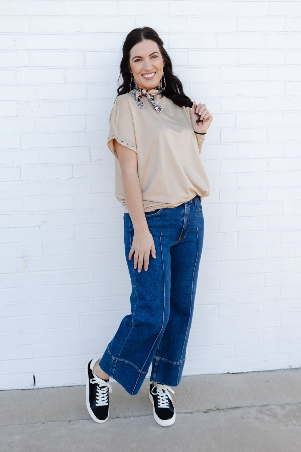 Sand Luxy Basic Tee