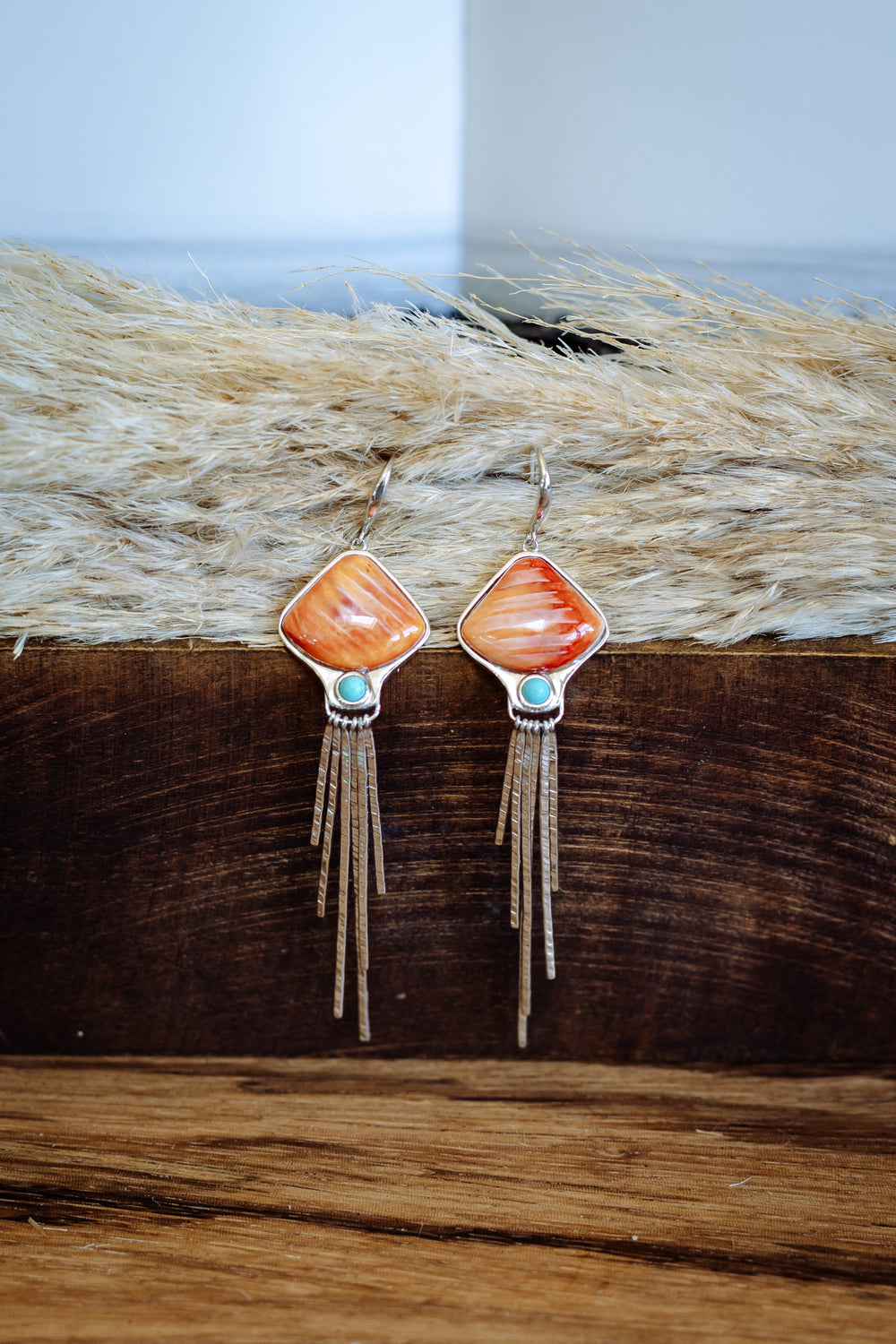 Spiny Oyster Dangle Earring