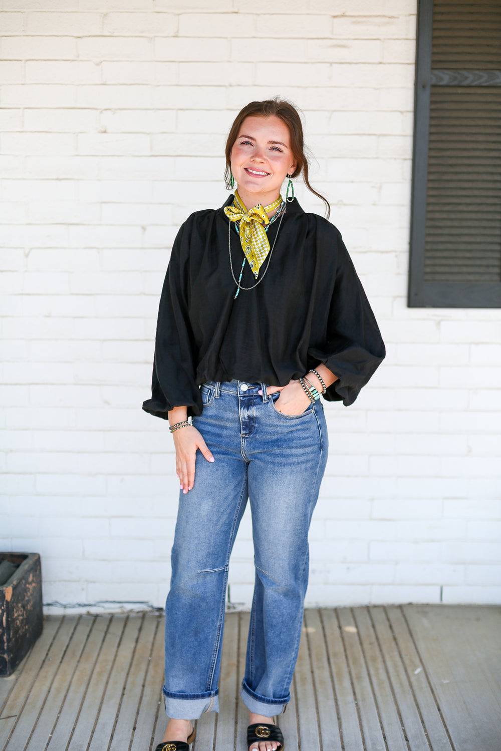 Slouchy Mid Rise Cuffed Barrel Jeans