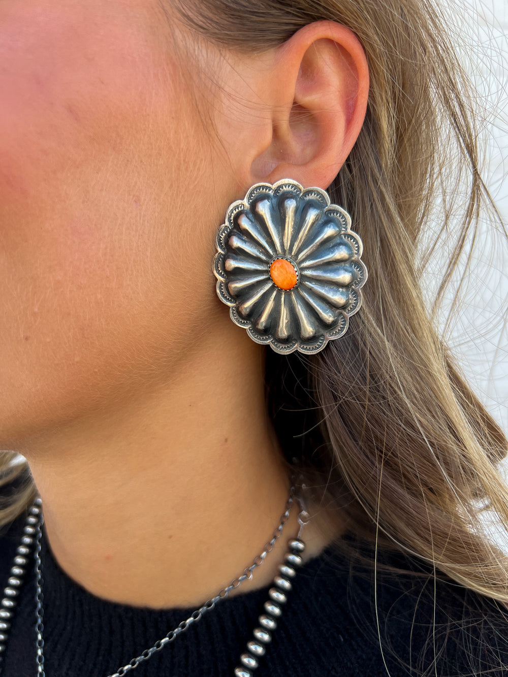Spiny Oyster Large Oval Concho Studs