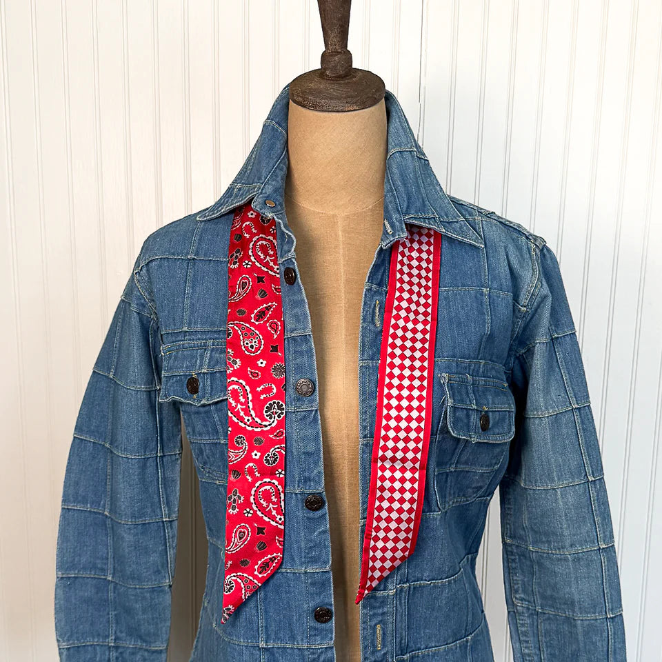 Luck Be A Paisley Red Twilly