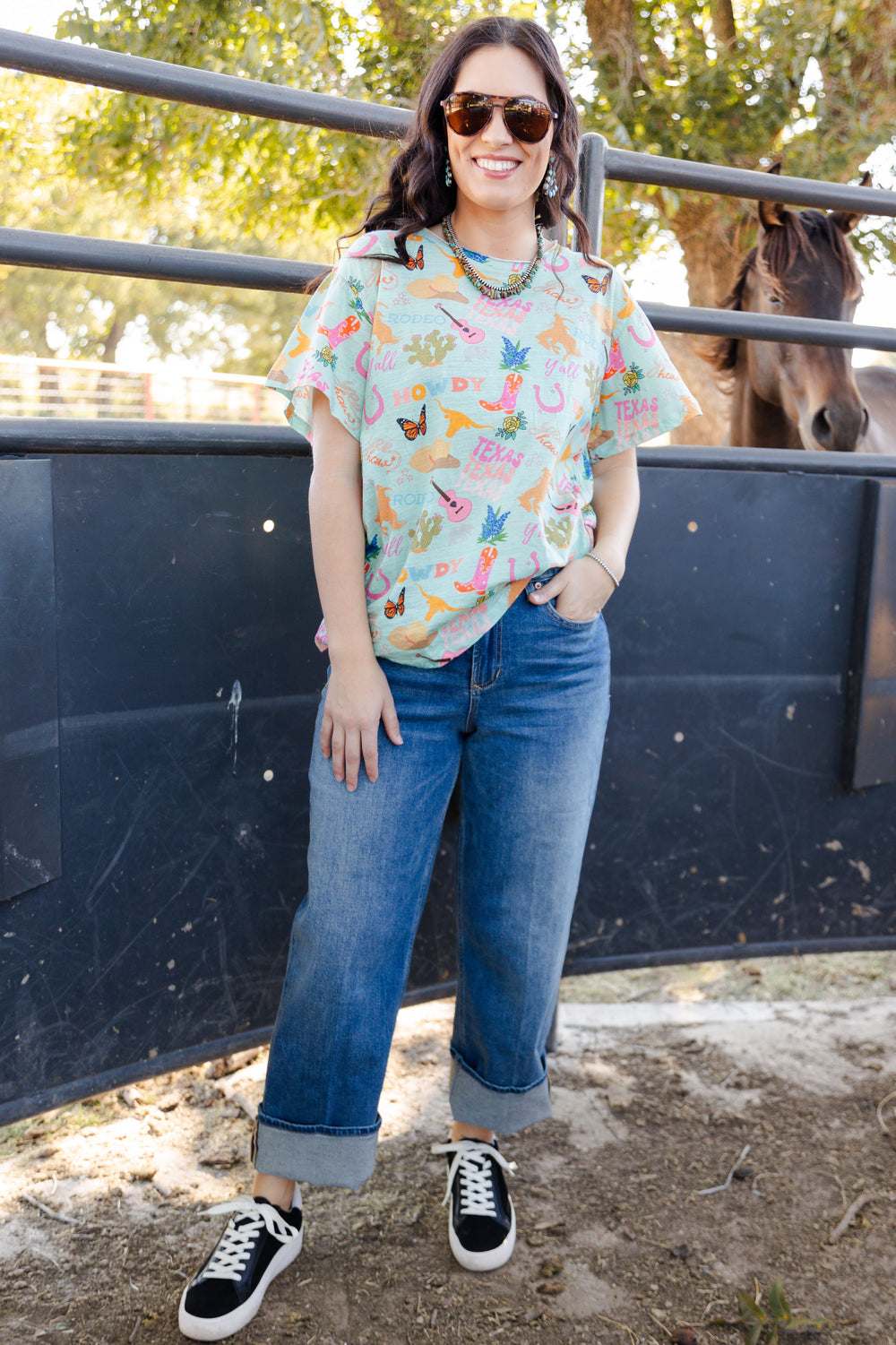 Texas Sweetheart Basic Tee