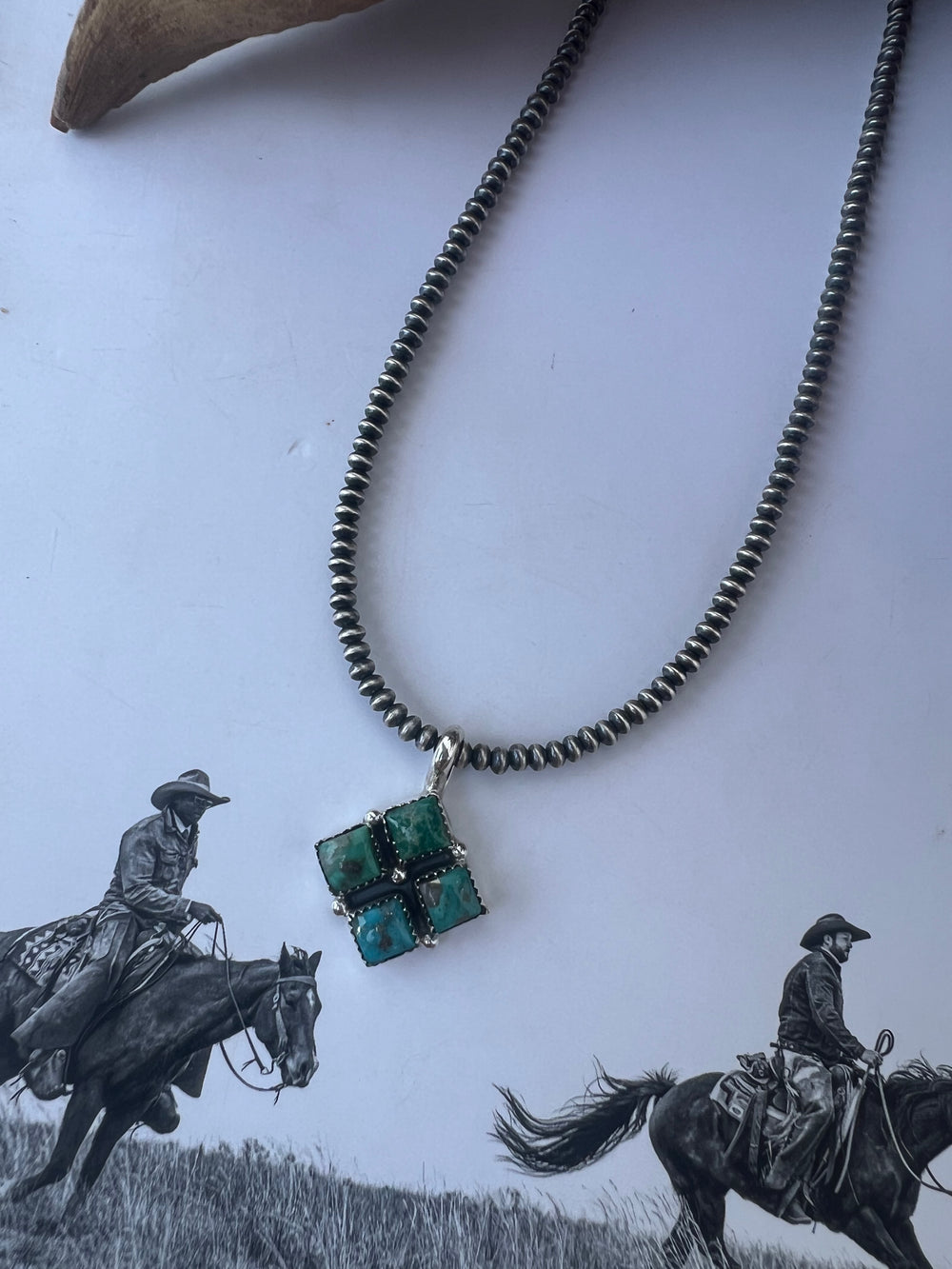 The Diamond Detailed Turquoise Pendant 2.0