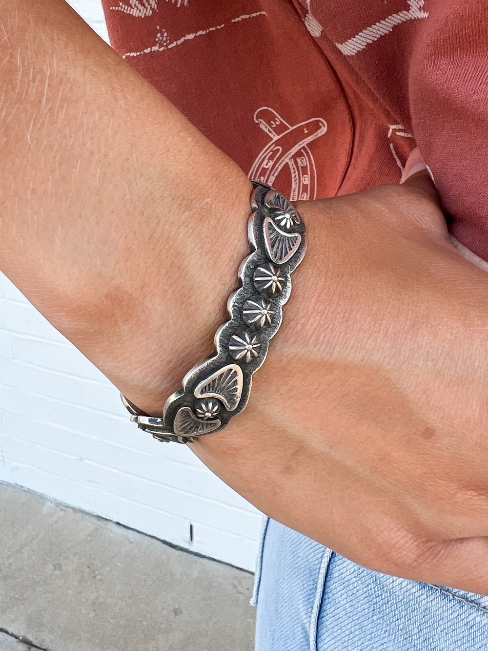 The Sealy Starburst Cuff