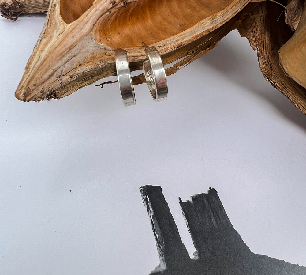 The Smooth Hoop Earrings