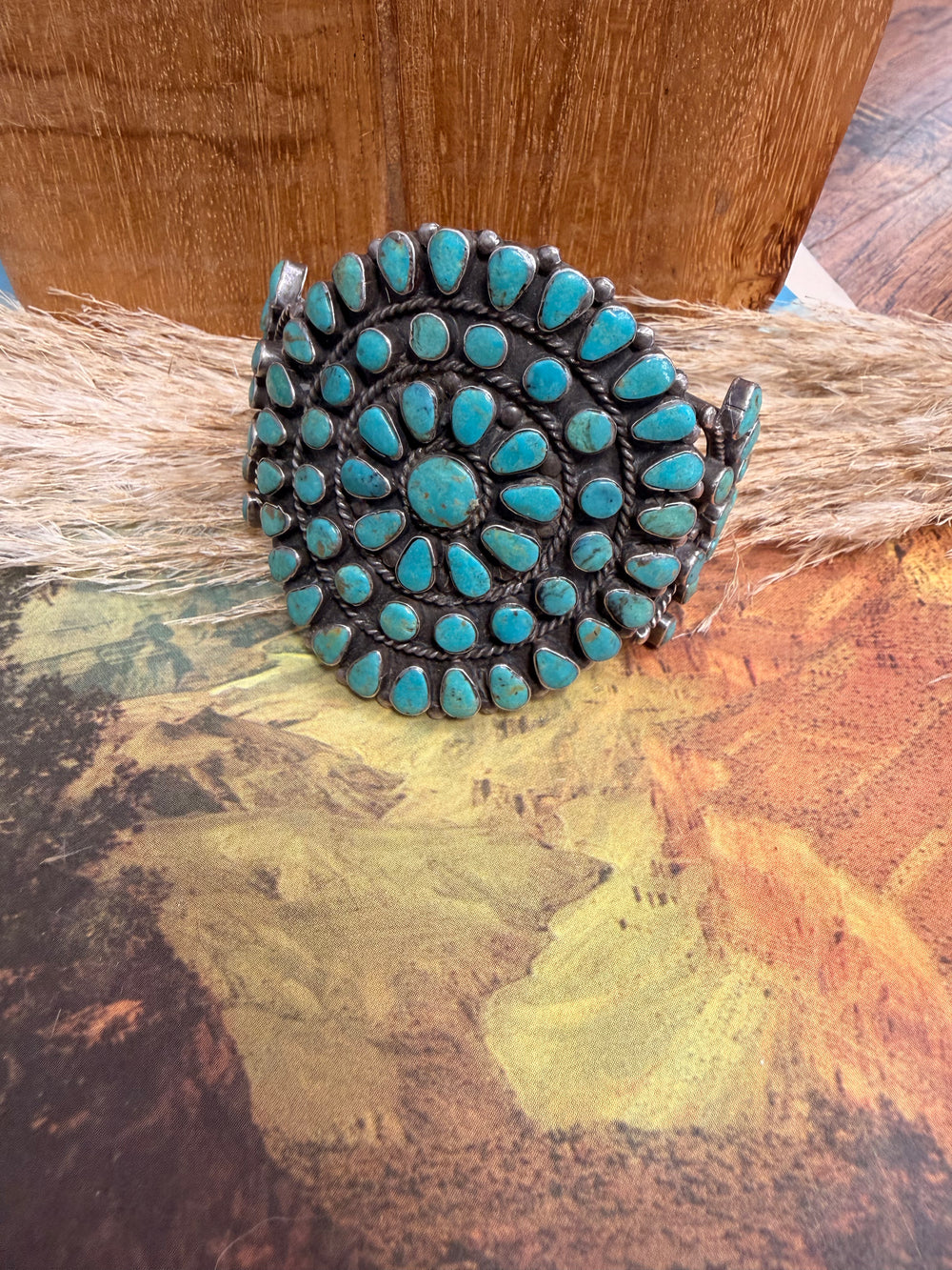 Vintage Round Cluster Cuff