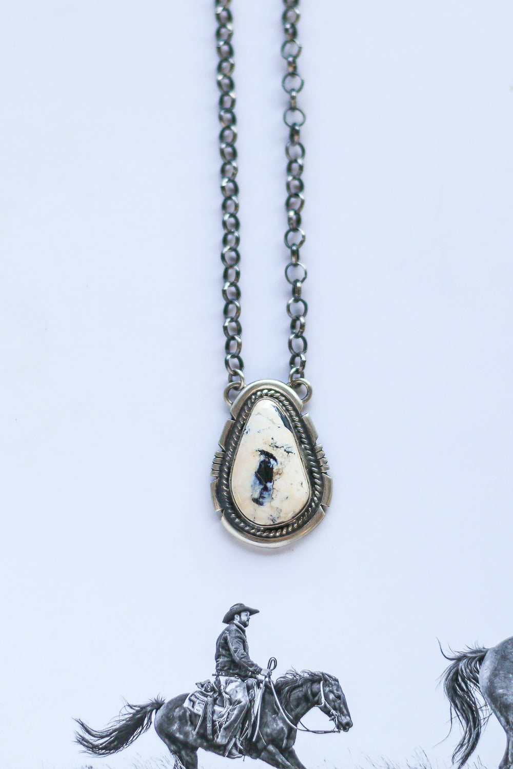 White Buffalo Teardrop Detailed Necklace