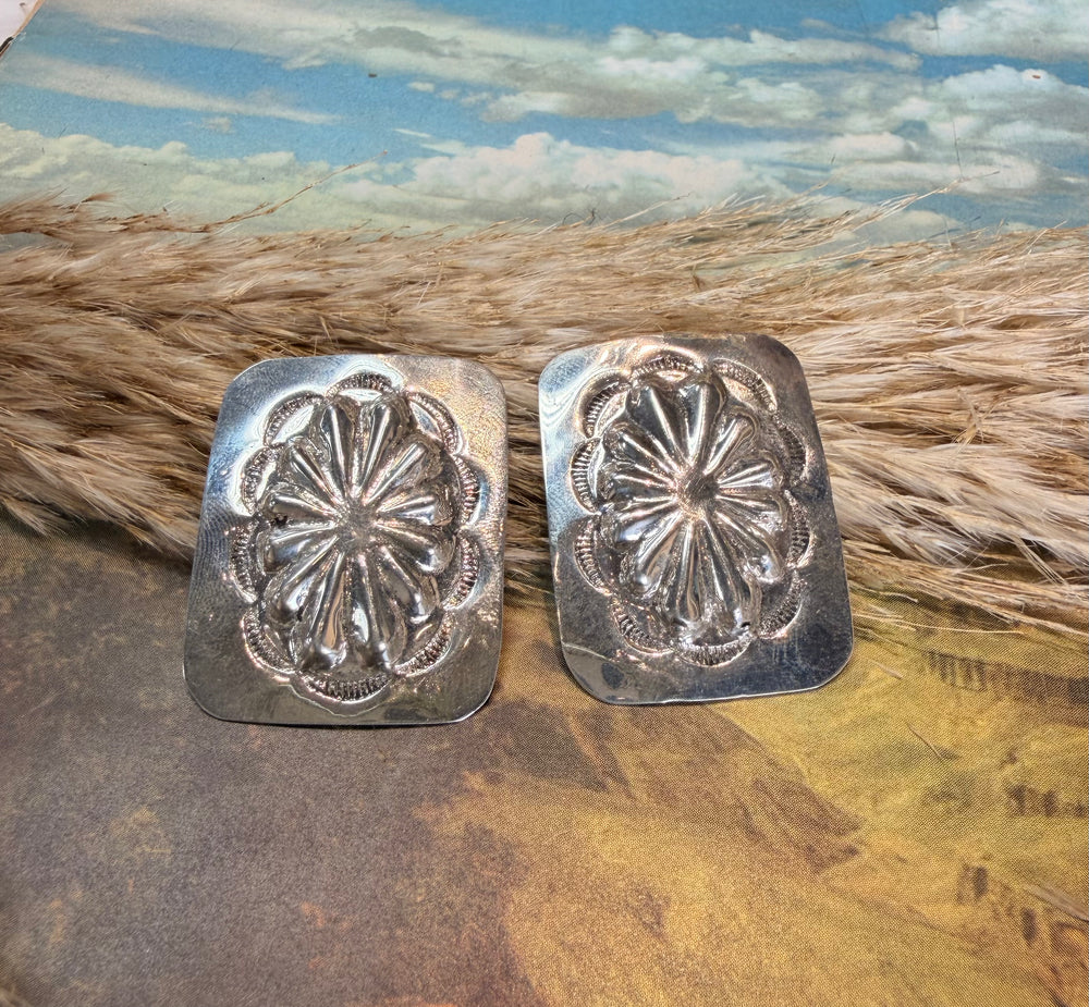 Yesmin Square Concho Earrings