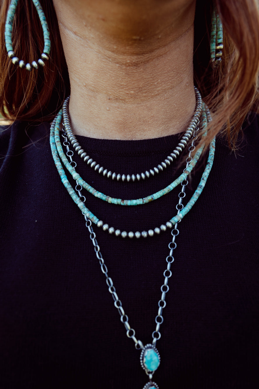 16in Rolled Turquoise Necklace