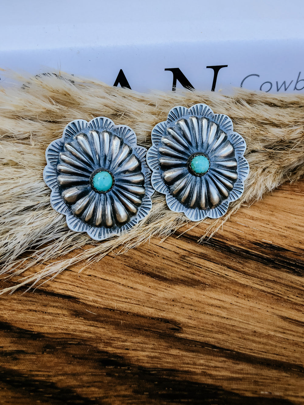 Large Oval Concho Burst with Turquoise