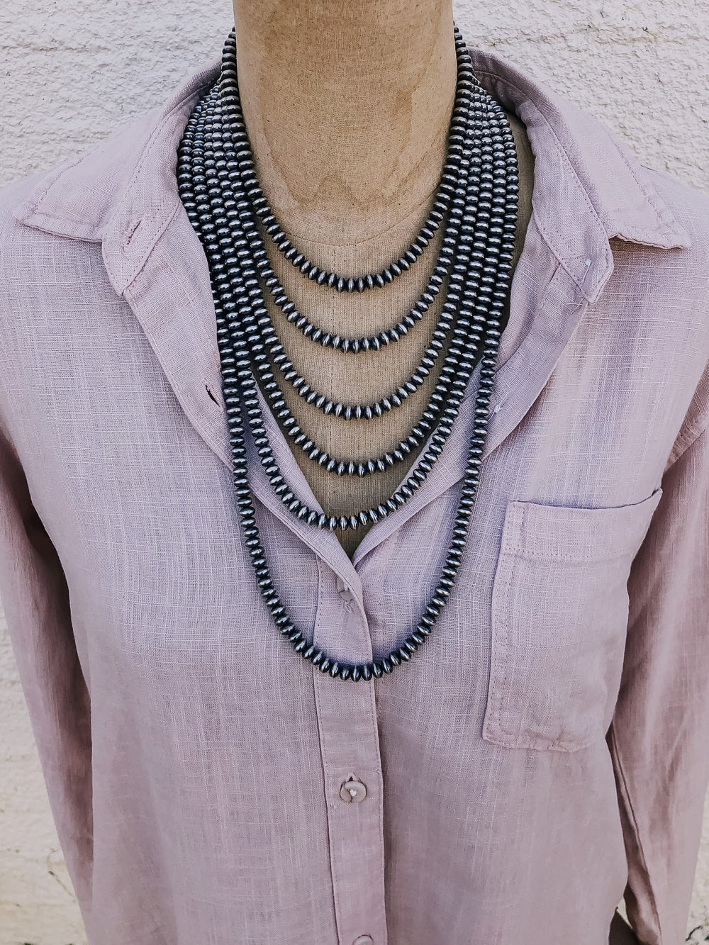 Pearl String Necklace in Shades of Pink